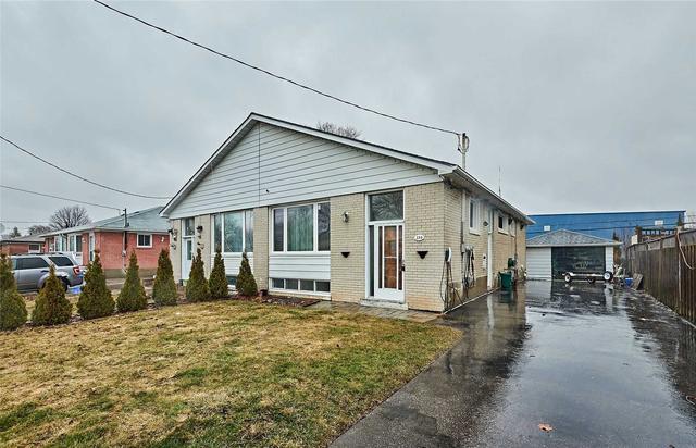 359 Rosedale Dr, House semidetached with 3 bedrooms, 2 bathrooms and 5 parking in Whitby ON | Image 12