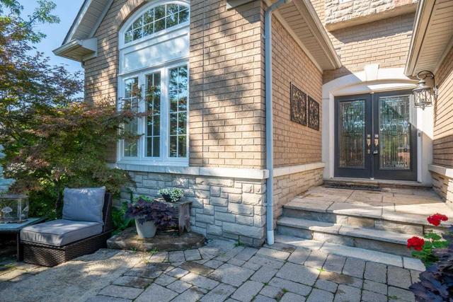 672 Mariner Lane, House detached with 4 bedrooms, 3 bathrooms and 9 parking in Newmarket ON | Image 12