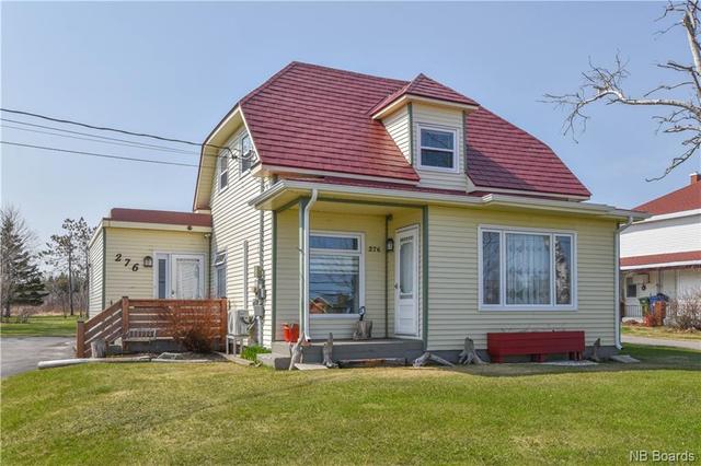 276 St Pierre Est Boulevard, House detached with 3 bedrooms, 2 bathrooms and null parking in Caraquet NB | Image 9