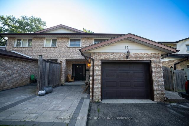 12 Woods End, House detached with 3 bedrooms, 3 bathrooms and 5 parking in Brantford ON | Image 1