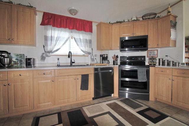 9018 87 Avenue, House detached with 3 bedrooms, 2 bathrooms and 1 parking in Grande Prairie AB | Image 11
