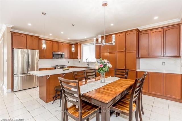 246 Kozlov St, House detached with 3 bedrooms, 3 bathrooms and 6 parking in Barrie ON | Image 31