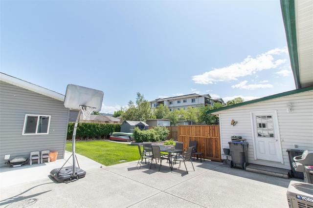 185 Barber Road, House detached with 5 bedrooms, 2 bathrooms and 8 parking in Kelowna BC | Image 15