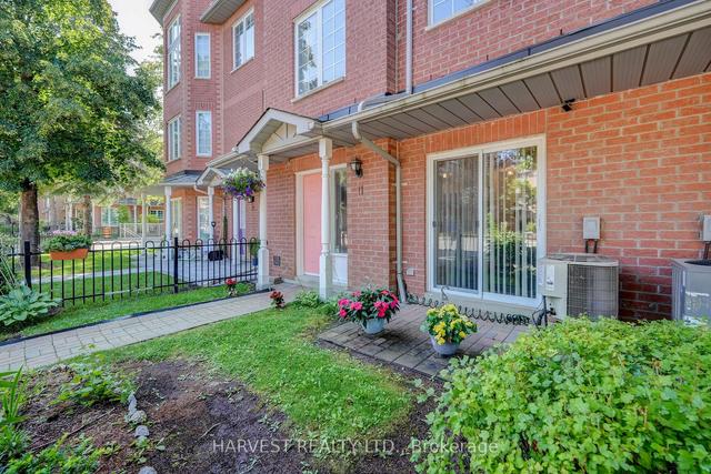 11 - 4 Alpen Way, Townhouse with 3 bedrooms, 3 bathrooms and 2 parking in Markham ON | Image 23