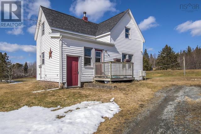 796 Town Road, House detached with 2 bedrooms, 1 bathrooms and null parking in West Hants NS | Image 3