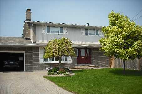 984 Essa Cres, House detached with 3 bedrooms, 3 bathrooms and 4 parking in Pickering ON | Image 1