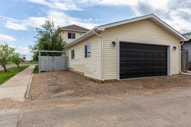 246 Pacific Crescent, House detached with 3 bedrooms, 2 bathrooms and 2 parking in Wood Buffalo AB | Image 1