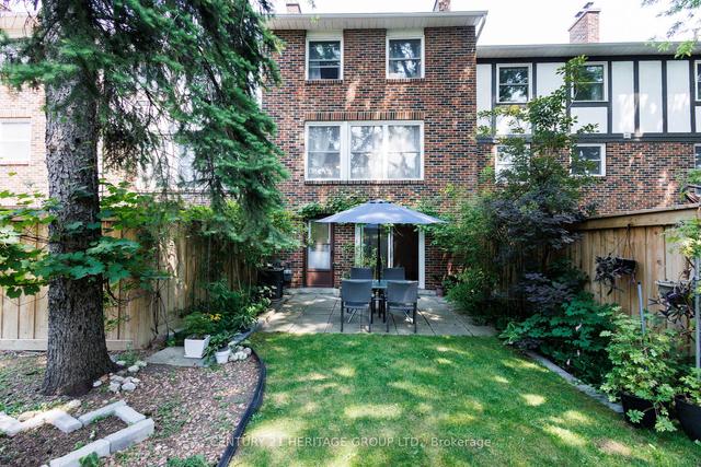 380 Simonston Blvd, Townhouse with 3 bedrooms, 3 bathrooms and 2 parking in Markham ON | Image 32