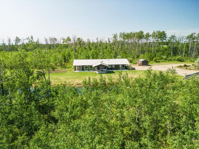 31073 Twp Rd 744, House detached with 3 bedrooms, 2 bathrooms and null parking in Grande Prairie County No. 1 AB | Image 31