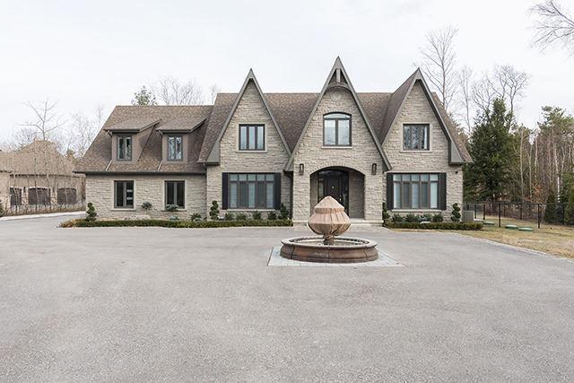 102 Lake Woods Dr, House detached with 3 bedrooms, 4 bathrooms and 12 parking in Whitchurch Stouffville ON | Image 1