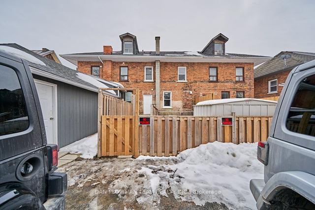 18 Queen St, House attached with 3 bedrooms, 2 bathrooms and 2 parking in Kawartha Lakes ON | Image 30