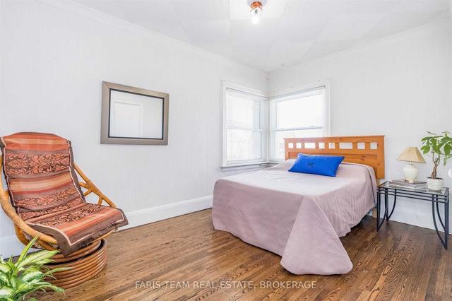234 Third St, House detached with 2 bedrooms, 2 bathrooms and 6 parking in Midland ON | Image 9
