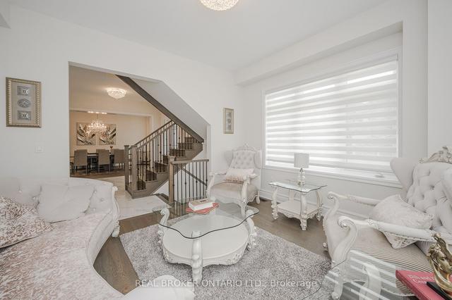 81 Boulton Tr, House detached with 4 bedrooms, 6 bathrooms and 4 parking in Oakville ON | Image 36