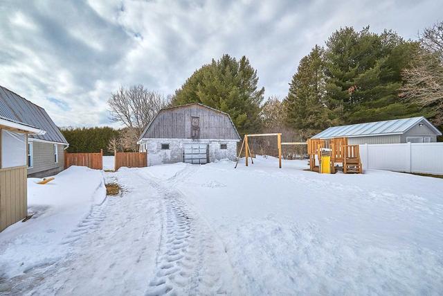 450 Cedar Point Rd, House detached with 3 bedrooms, 1 bathrooms and 16 parking in Tiny ON | Image 10