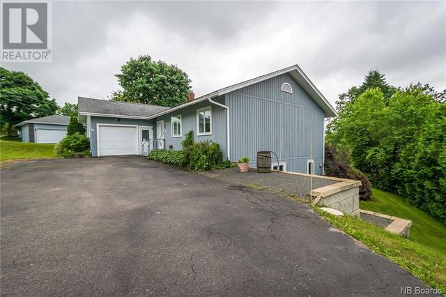 41 Maxwell Drive, House detached with 5 bedrooms, 2 bathrooms and null parking in Sussex NB | Image 14