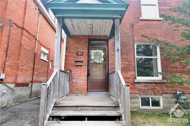 184 Hawthorne Avenue, Townhouse with 3 bedrooms, 1 bathrooms and 4 parking in Ottawa ON | Image 27