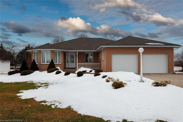 172 Mcfarlin Drive, House detached with 4 bedrooms, 3 bathrooms and null parking in West Grey ON | Image 1