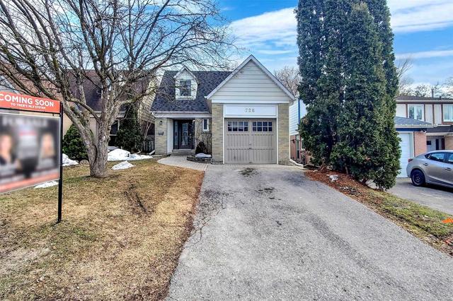 728 Beman Dr, House detached with 3 bedrooms, 3 bathrooms and 2 parking in Newmarket ON | Image 1