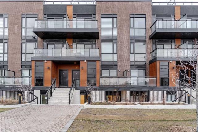 b-302 - 5279 Highway 7 Rd, Townhouse with 2 bedrooms, 2 bathrooms and 1 parking in Vaughan ON | Image 1