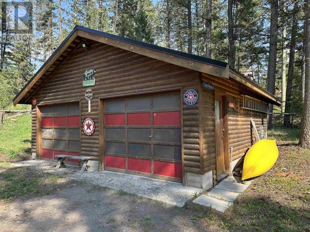 4762 Telqua Drive, House detached with 3 bedrooms, 2 bathrooms and null parking in Cariboo G BC | Image 38