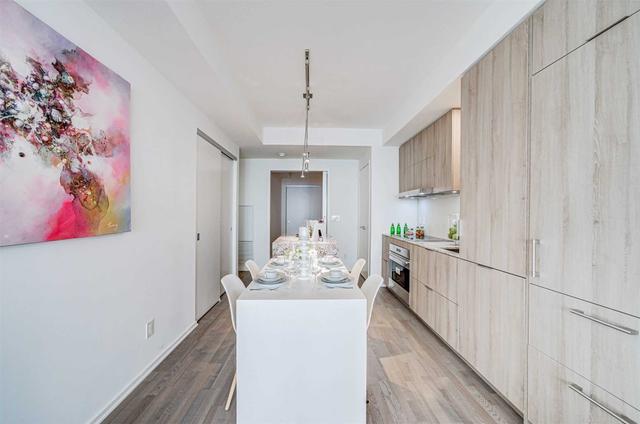 4908 - 1 Bloor St E, Condo with 2 bedrooms, 2 bathrooms and 1 parking in Toronto ON | Image 8