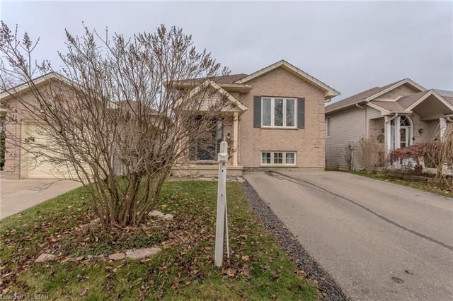 44 Juno Drive, House detached with 4 bedrooms, 2 bathrooms and 2 parking in St. Thomas ON | Image 12
