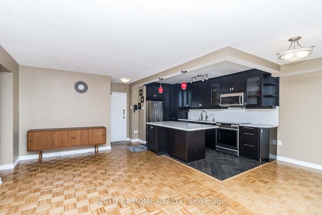 1411 - 177 Linus Rd, Condo with 2 bedrooms, 2 bathrooms and 1 parking in Toronto ON | Image 38