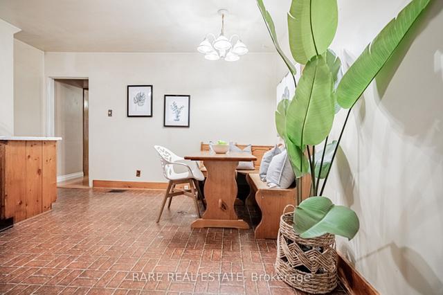 287 Sixth St, House attached with 3 bedrooms, 2 bathrooms and 1 parking in Toronto ON | Image 34