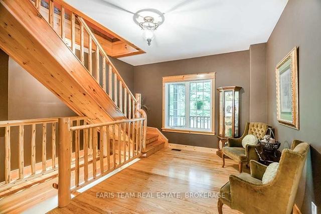 697 Lafontaine Rd E, House detached with 3 bedrooms, 4 bathrooms and 18 parking in Tiny ON | Image 36