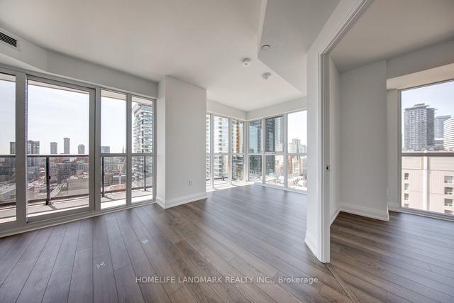 1804 - 77 Mutual St, Condo with 3 bedrooms, 2 bathrooms and 1 parking in Toronto ON | Image 3