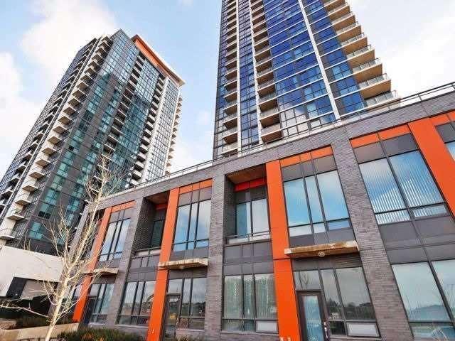 103 - 55 Eglinton Ave W, Condo with 3 bedrooms, 3 bathrooms and 1 parking in Mississauga ON | Image 2