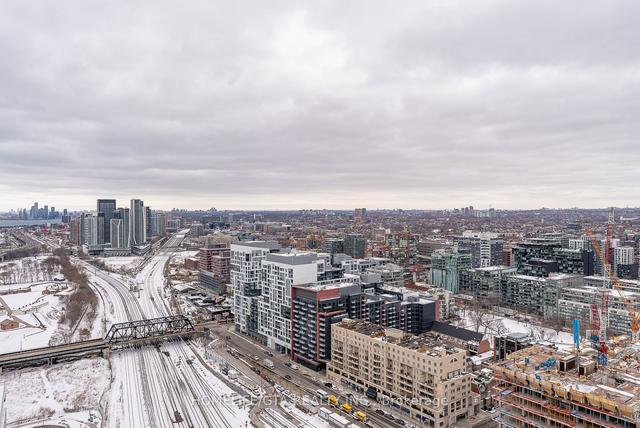 3812 - 15 Iceboat Terr, Condo with 1 bedrooms, 1 bathrooms and 1 parking in Toronto ON | Image 20