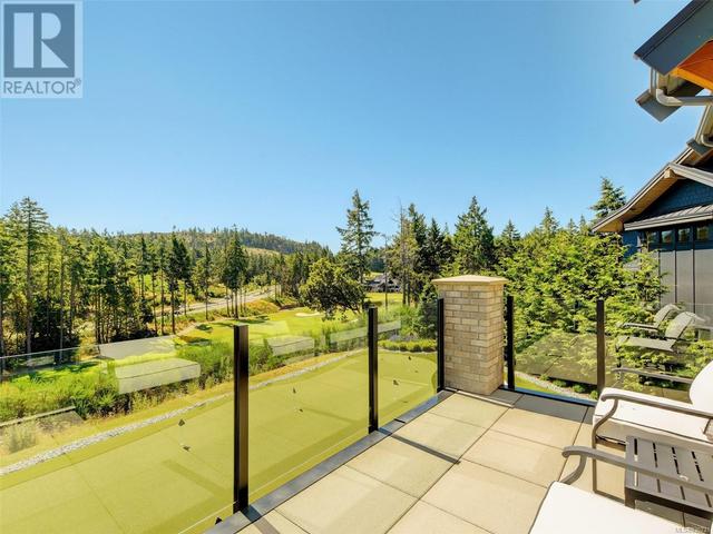 1493 Pebble Pl, House detached with 5 bedrooms, 5 bathrooms and 4 parking in Langford BC | Image 39
