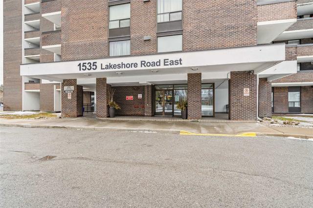 1607 - 1535 Lakeshore Rd E, Condo with 3 bedrooms, 2 bathrooms and 1 parking in Mississauga ON | Image 17