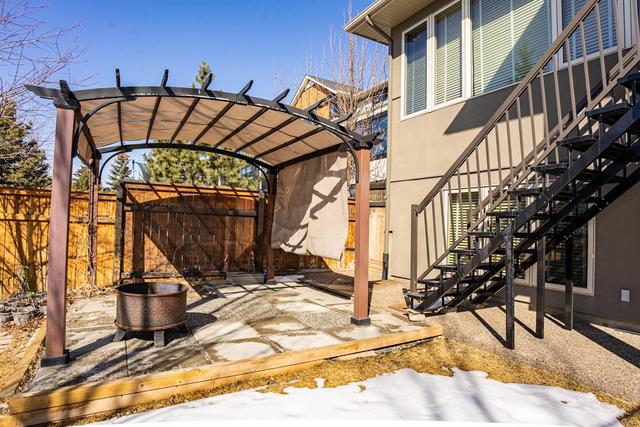 211 Aspen Ridge Place Sw, House detached with 4 bedrooms, 4 bathrooms and 3 parking in Calgary AB | Image 40