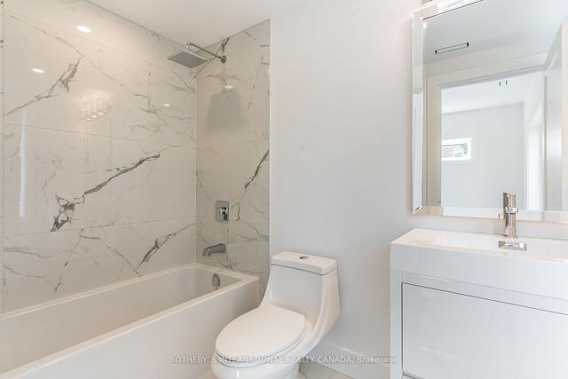 2 - 15 Burrard Rd, House detached with 2 bedrooms, 2 bathrooms and 1 parking in Toronto ON | Image 5