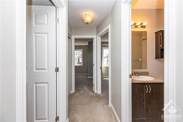 334 Sweet Grass Circle, Townhouse with 3 bedrooms, 2 bathrooms and 2 parking in Ottawa ON | Image 10