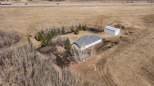 46445 Range Road 200, House detached with 3 bedrooms, 3 bathrooms and null parking in Camrose County AB | Image 5