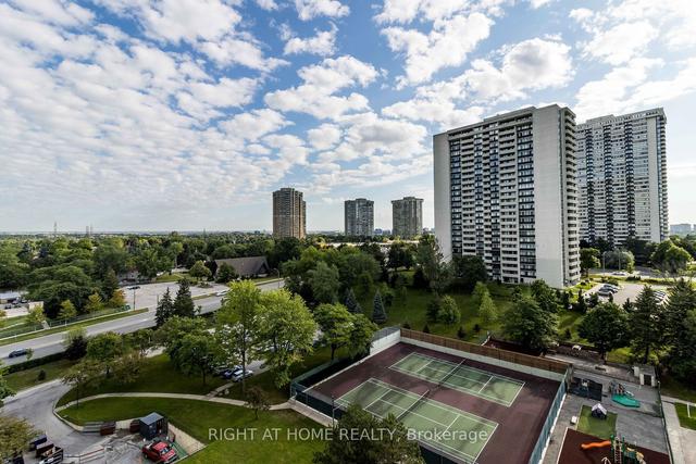 1411 - 177 Linus Rd, Condo with 2 bedrooms, 2 bathrooms and 1 parking in Toronto ON | Image 26