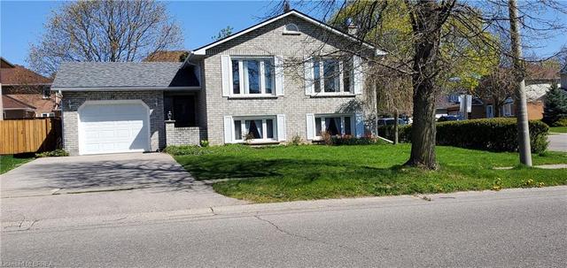 22 Blackfriar Lane, House detached with 4 bedrooms, 2 bathrooms and 5 parking in Brantford ON | Image 1