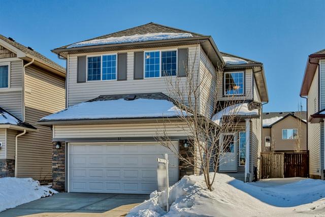 31 Everwoods Park Sw, House detached with 3 bedrooms, 2 bathrooms and 4 parking in Calgary AB | Image 2