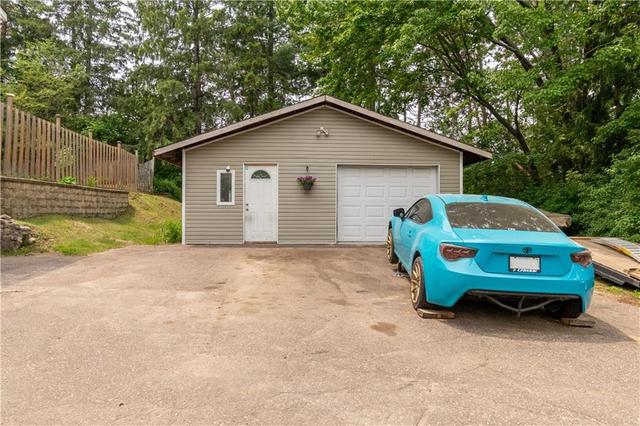 53 John Street, House detached with 5 bedrooms, 3 bathrooms and 8 parking in Petawawa ON | Image 2