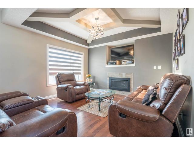 9256 155 St Nw, House detached with 5 bedrooms, 6 bathrooms and null parking in Edmonton AB | Image 11