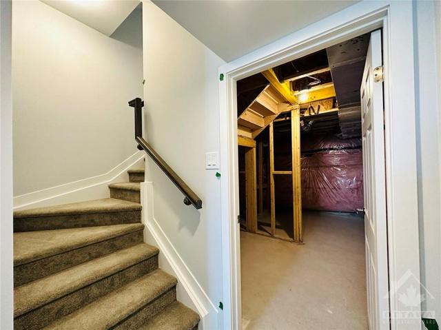273 Ormiston Crescent, Townhouse with 3 bedrooms, 4 bathrooms and 3 parking in Ottawa ON | Image 26
