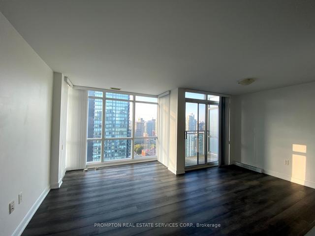 4703 - 15 Fort York Blvd, Condo with 2 bedrooms, 2 bathrooms and 1 parking in Toronto ON | Image 9