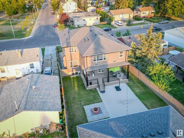 9256 155 St Nw, House detached with 5 bedrooms, 6 bathrooms and null parking in Edmonton AB | Image 49
