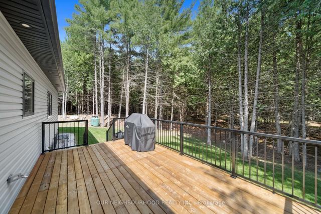 591 County Rd 40, House detached with 2 bedrooms, 3 bathrooms and 22 parking in Douro Dummer ON | Image 22