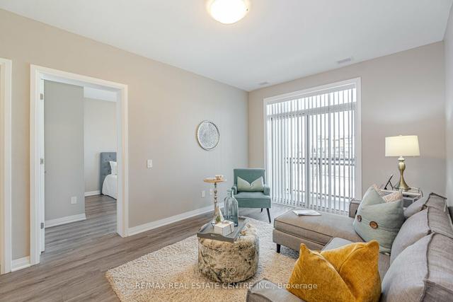 203 - 95 Dundas St W, Condo with 2 bedrooms, 2 bathrooms and 1 parking in Oakville ON | Image 6