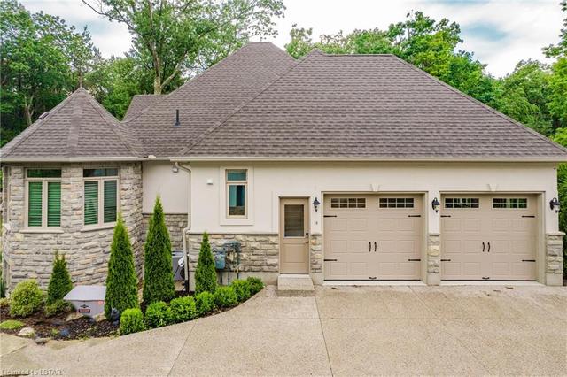 10464 Pinetree Drive, House detached with 3 bedrooms, 3 bathrooms and 12 parking in Lambton Shores ON | Image 42