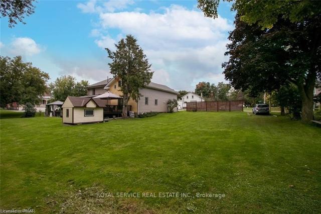 203 County Road 28, House detached with 4 bedrooms, 3 bathrooms and 4 parking in Otonabee South Monaghan ON | Image 25